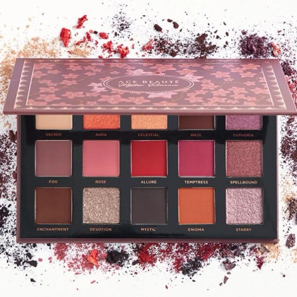 NIB‎ Ace Beaute Mystic Romance Eyeshadow Palette